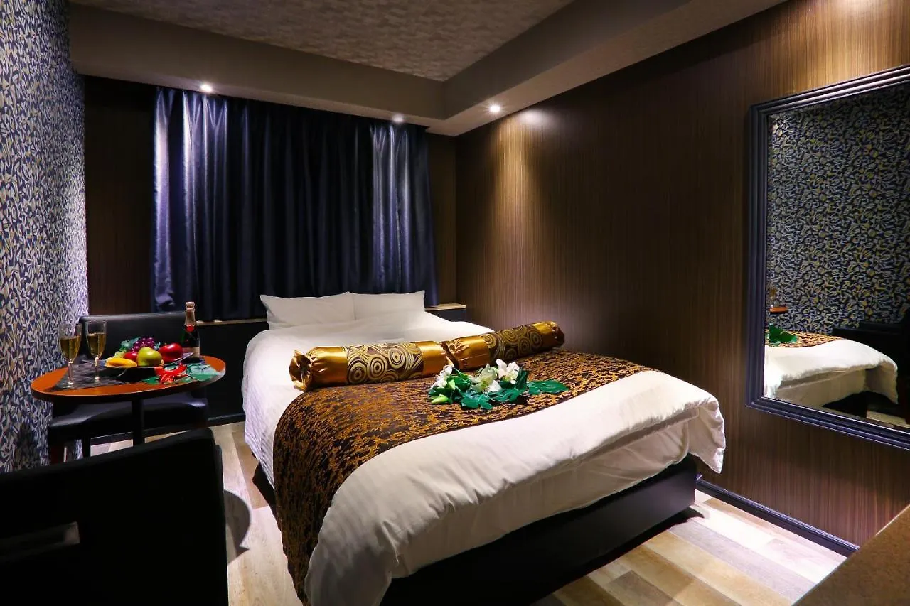 Hotel Le Rouge (Adults Only) 0*, פוקואוקה יפן